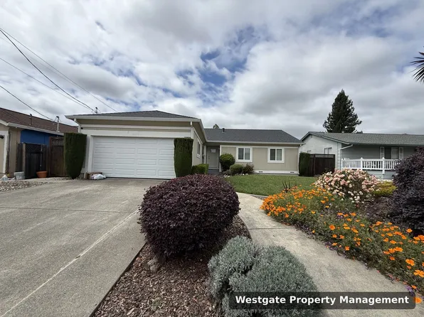 1729 Kearny St, Petaluma, CA 94954