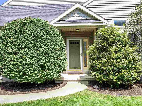 2nd image of 17 Donegal Way