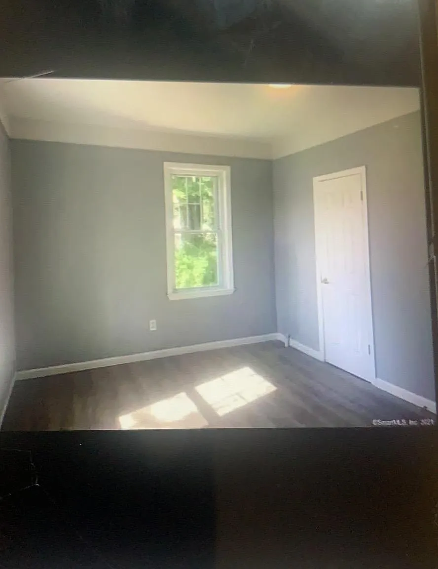25 Church Dr — Photo 4