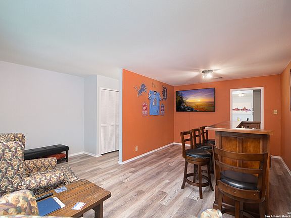 3rd image of 8207 Shallow Creek