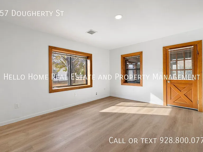 857 Dougherty St — Photo 7