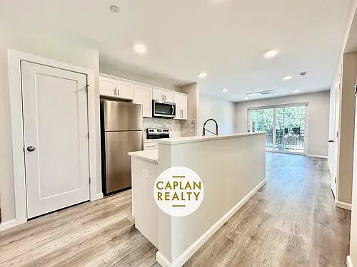 94 Olive St #109 Photo 1