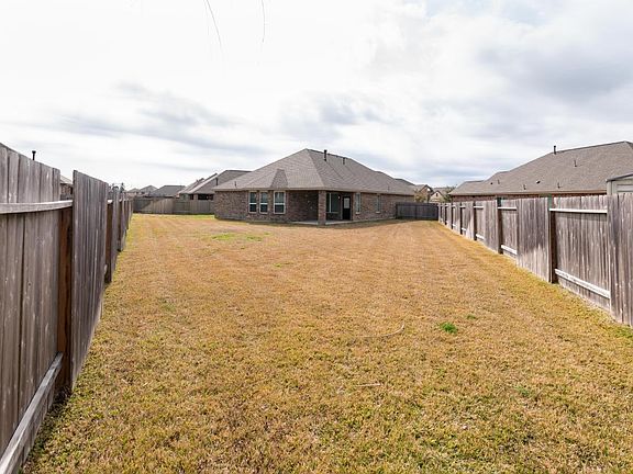 3rd image of 21678 Chokecherry Ave