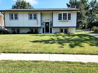 232 E Mitchell Ave, Waterloo, IA 50702