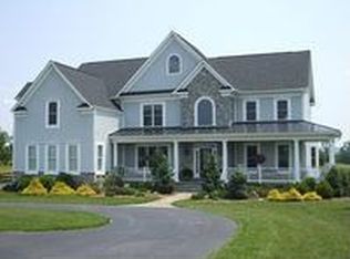 15344 Weadon Farm Ln, Waterford, VA 20197