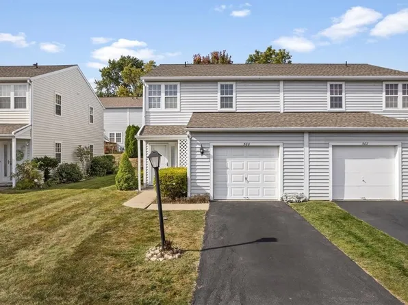 500 Carla Dr, Pittsburgh, PA 15238