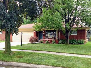 4621 Hayman Dr, Warren, MI 48092