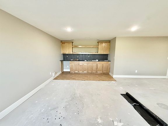 5th image of 5432 N Toben Ct