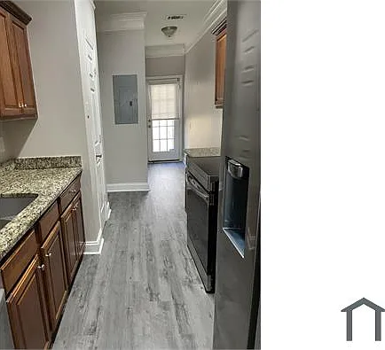 4 bed, 2100 sqft, $2,000 — Photo 3