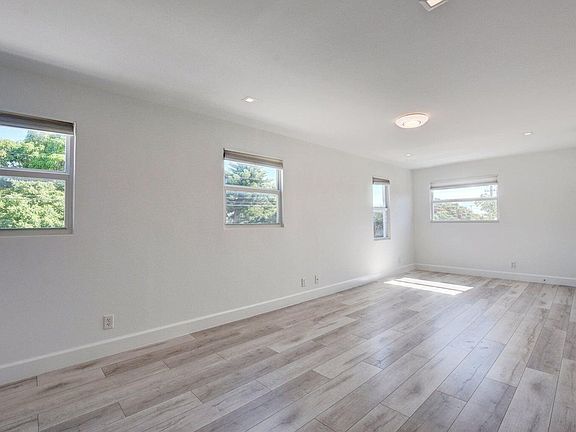 3rd image of 102 S K Street