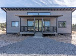 2279 Meadow Ln, Overgaard, AZ 85933