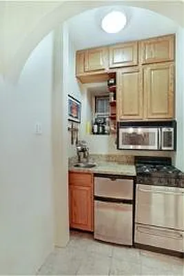 Sold by Corcoran | media 22