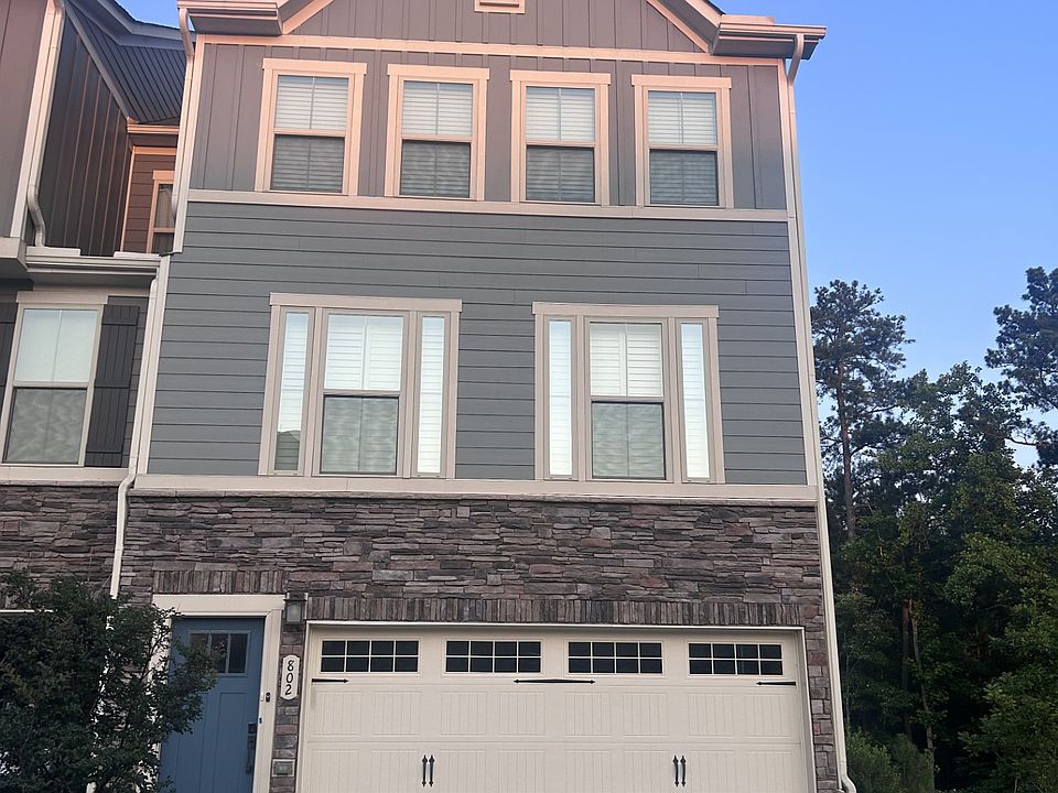 2nd image of 802 Channing Park Cir