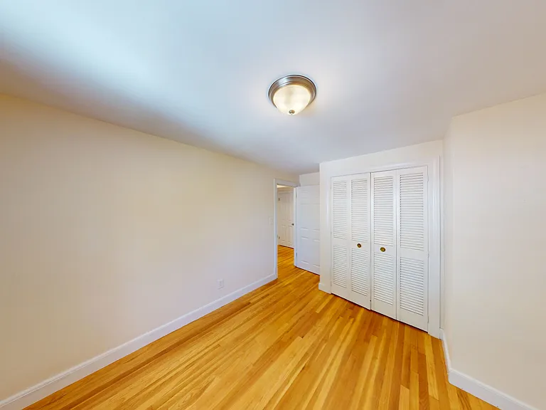 14 Louise Rd — Photo 17