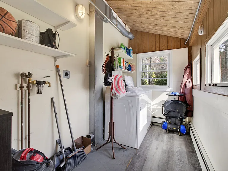 329 Howd Rd #1 — Photo 21