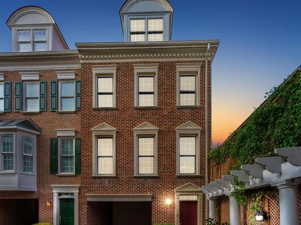 311 Hearthstone Mews, Alexandria, VA 22314
