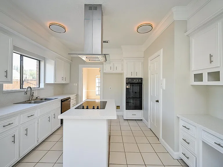 12011 Autumn Creek Dr — Photo 11