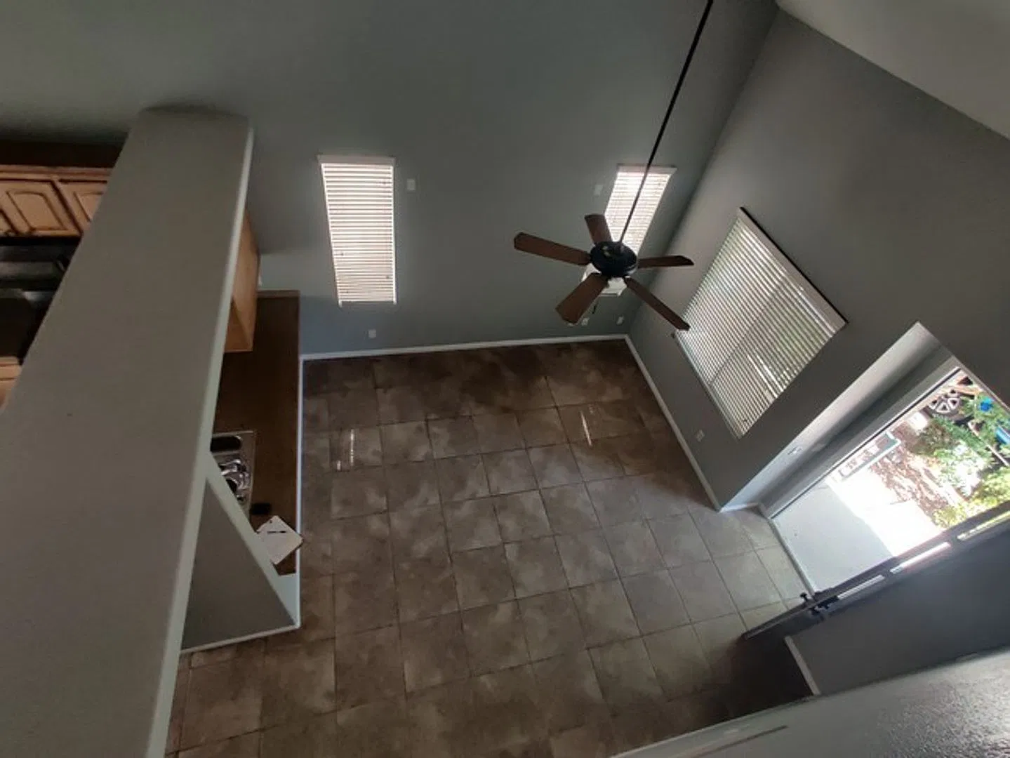 Townhouse In Lamp Light Cottage - Southwest — Photo 2
