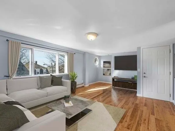 14-14 Spring St #R, Gloucester, MA 01930
