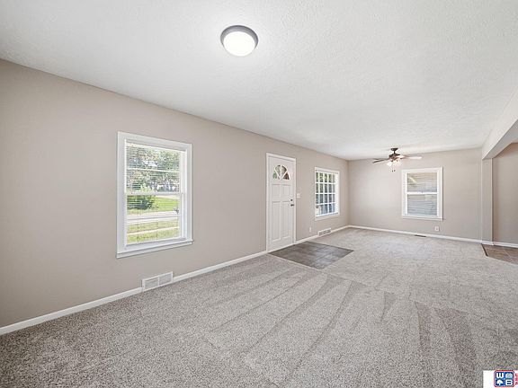 3rd image of 3625 W St