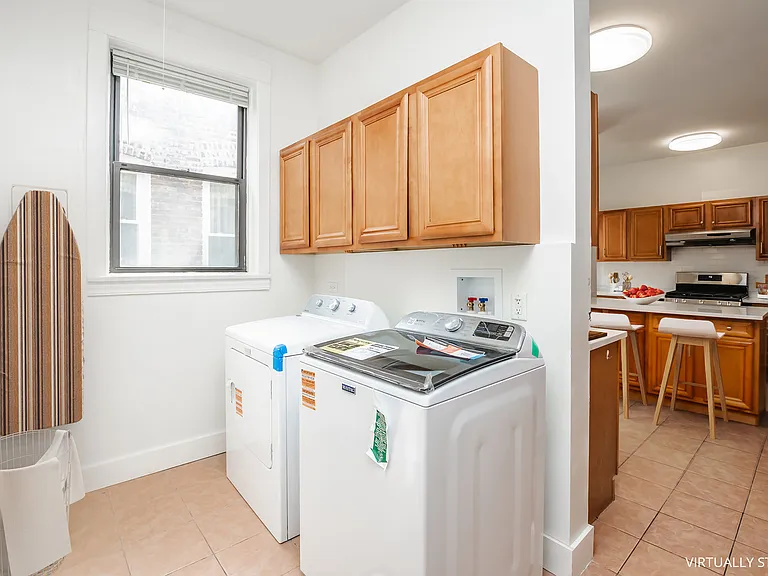 1347 E Hyde Park Blvd #3 — Photo 13