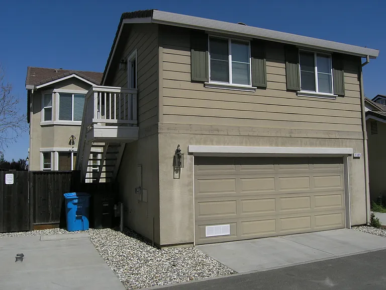 1335 Valley Glen Dr — Photo 13