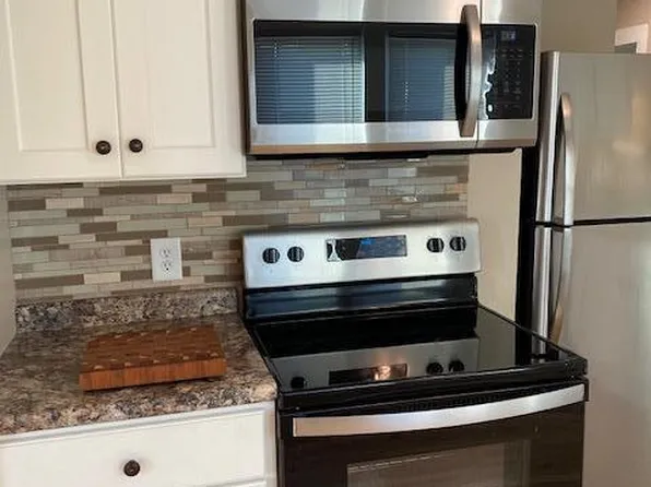 2812 Bloomingdale Rd, Kingsport, TN 37660