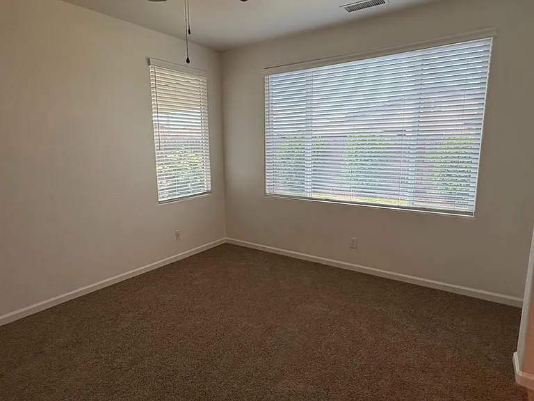 5990 E Kerckhoff Ave — Photo 25