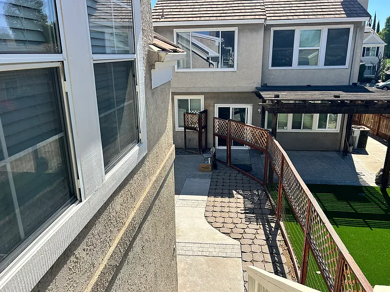 339 Torrington Dr #1 — Photo 10