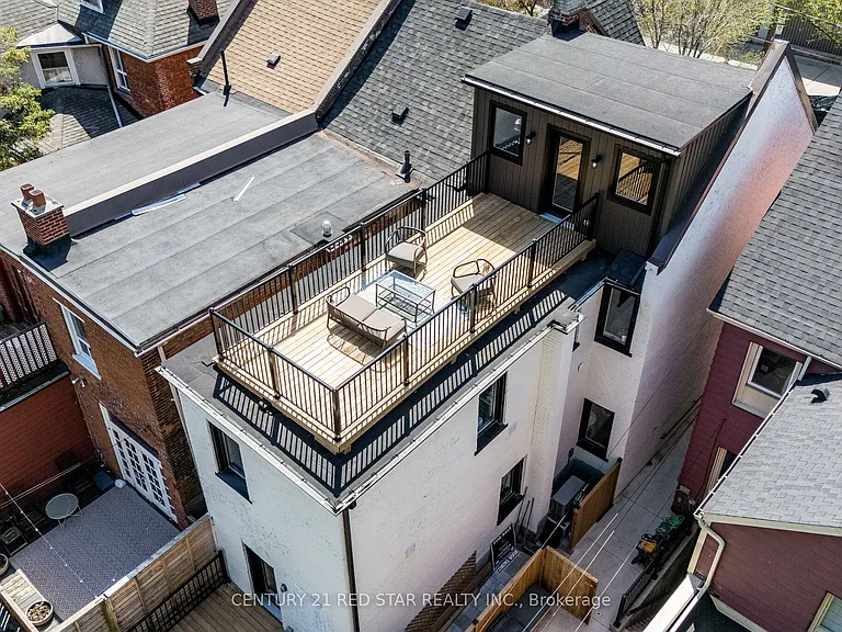 369 Pacific Ave — Photo 2