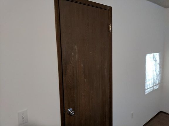 3rd image of 1459 SE Bethel Valley Ln