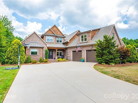 3rd image of 1522 Kensington Park Ct