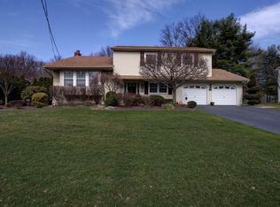 3 Vancouver Rd, Morganville, NJ 07751