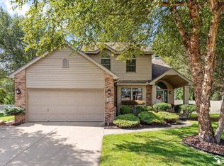 7273 Silo Meadows Dr, Temperance, MI 48182