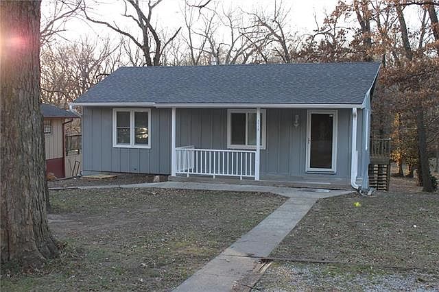 1st image of 3718 Crescent Ave