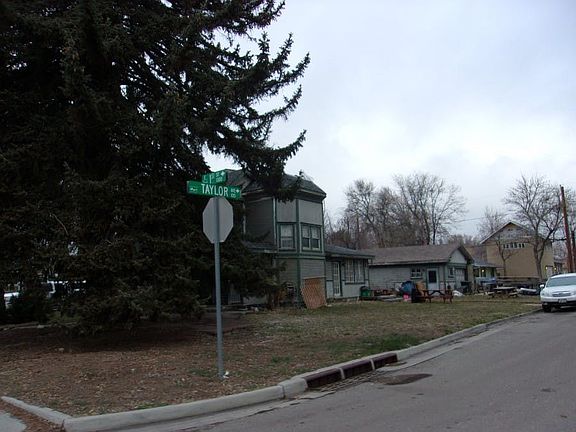 2nd image of 1219 E 1st St