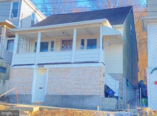 330 E Abbott 1/2 St, Lansford, PA 18232