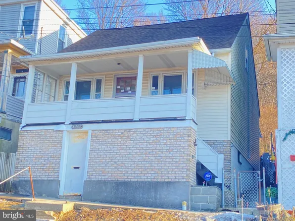 330 E Abbott 1/2 St, Lansford, PA 18232