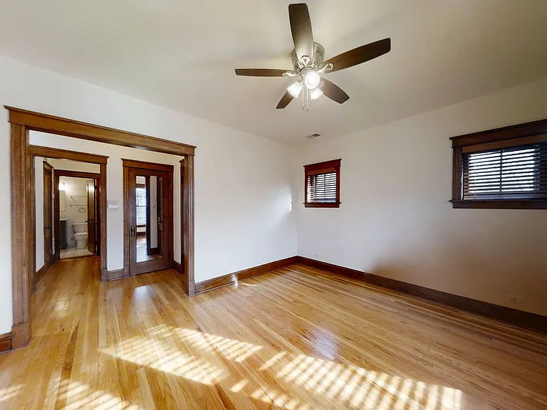 3759-61 N Lakewood Ave — Photo 5