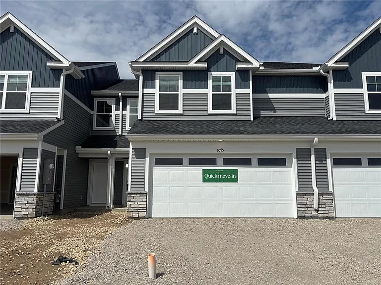 1075 Anmeadle Row — Photo 1