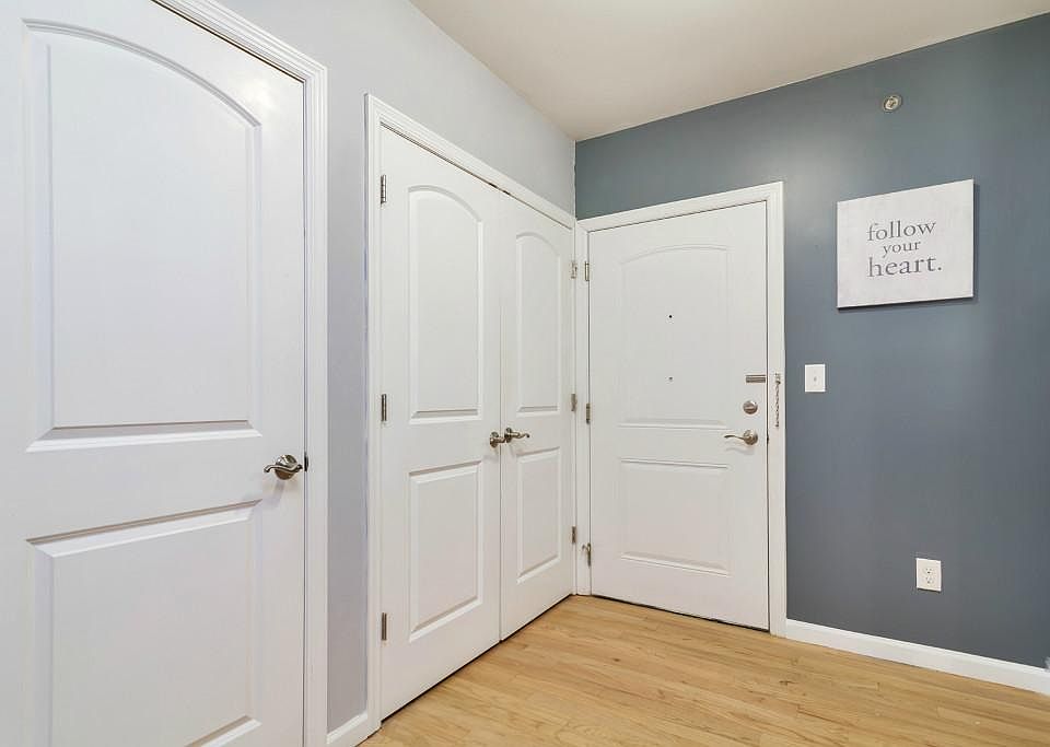 1st image of 448 Palisade Ave APT 402