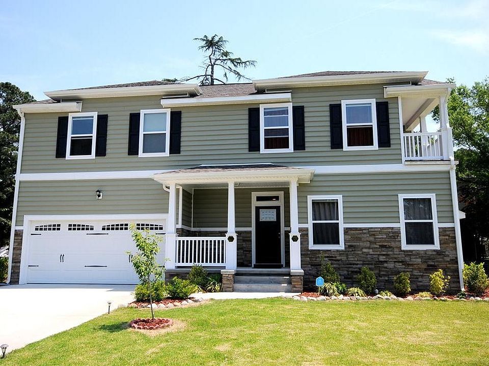 1st image of 440 Shorewood Pl