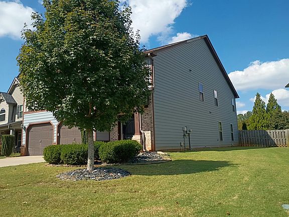 5th image of 253 N Radcliff Way