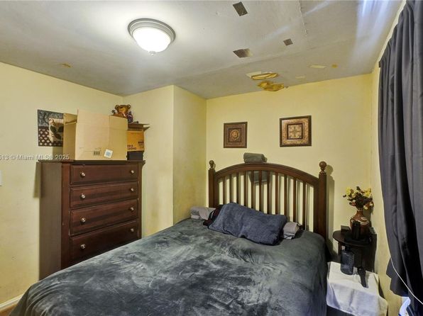 miami-florida-43808429 picture