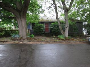 9207 N Burr Ave, Portland, OR 97203