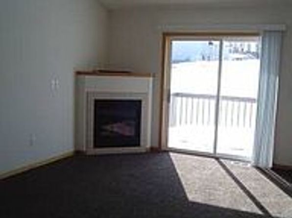 427 Meadow Ln