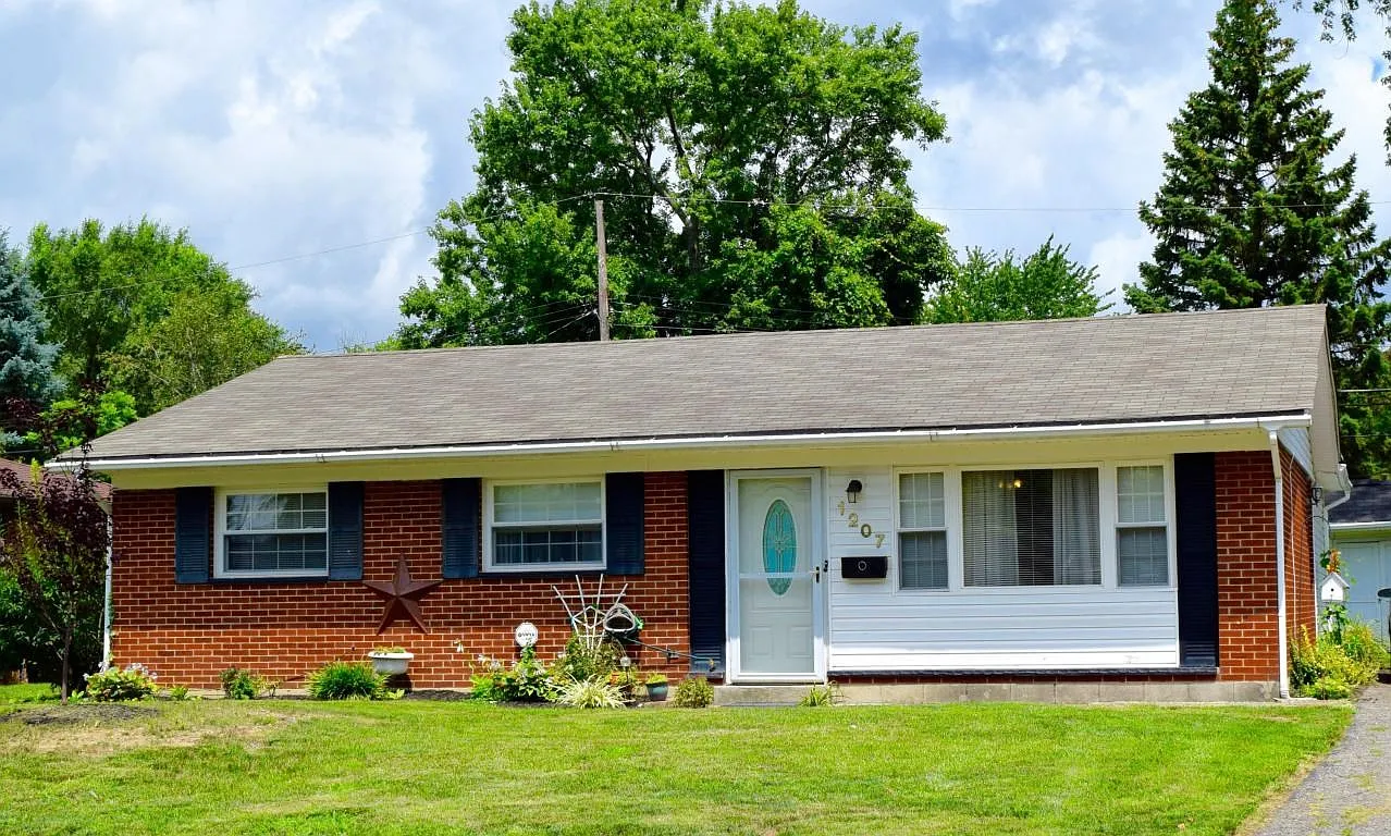 1207 Norman Dr photo 1