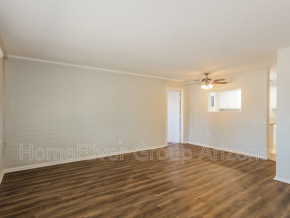 3rd image of 3307 W San Miguel Ave