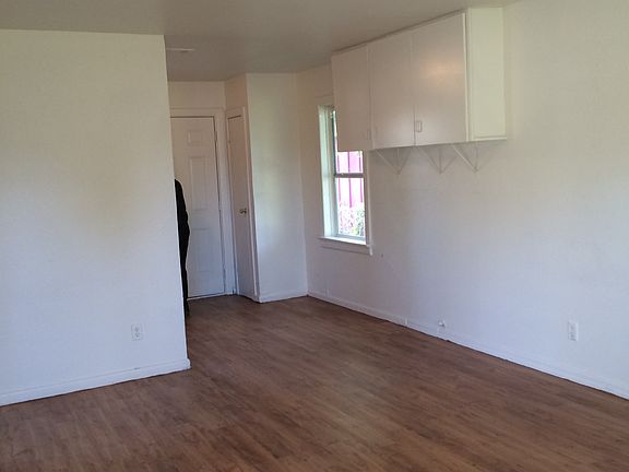 2nd image of 1628 Kingsley Dr
