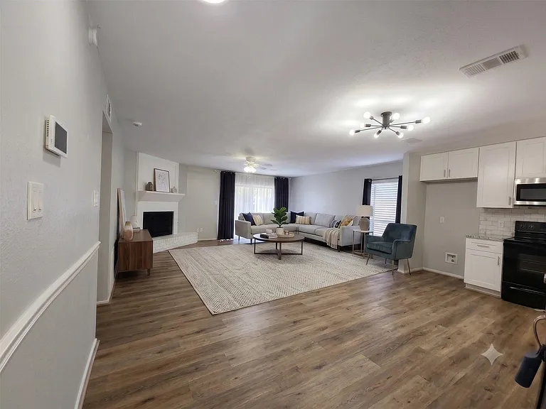 14419 Cypress Leaf Dr — Photo 29